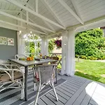 Apartament W Starym Sadzie By Interhome