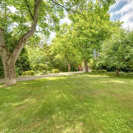 דירה W Starym Sadzie By Interhome