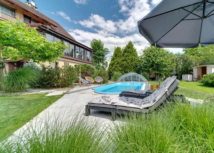 W Starym Sadzie By Interhome *