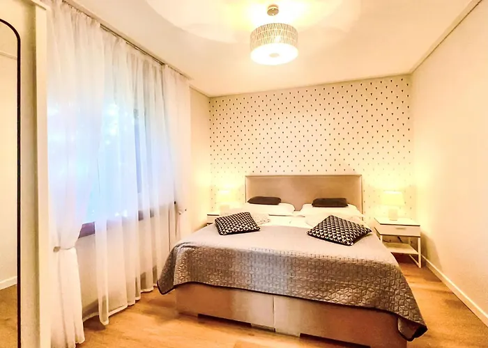 W Starym Sadzie By Interhome דירה ורוצלב