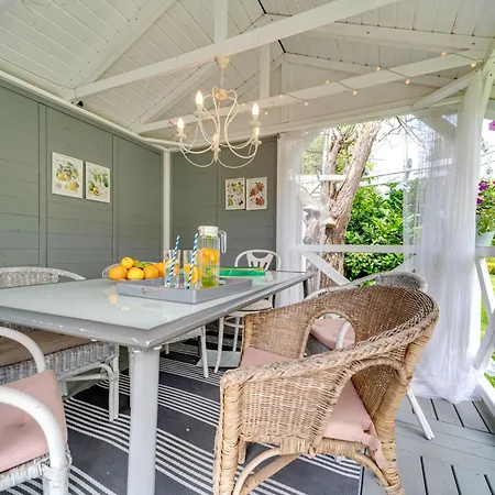 W Starym Sadzie By Interhome Appartement Wrocław