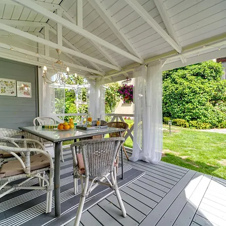 Apartament W Starym Sadzie By Interhome