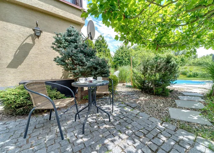 W Starym Sadzie By Interhome Apartamento *