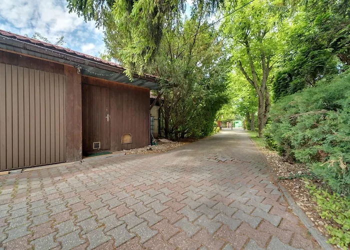 W Starym Sadzie By Interhome * Breslavia