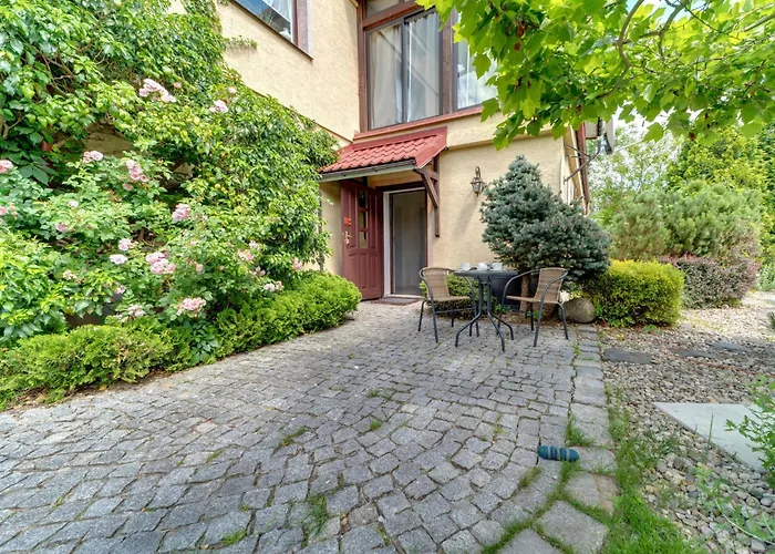 Apartamento W Starym Sadzie By Interhome *